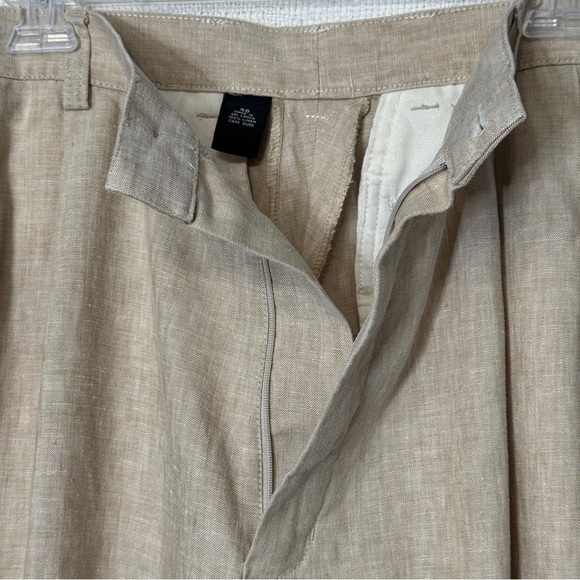Jos. A. Bank 100% Linen Shorts – Men’s 40 Beige Pleated Summer - Picture 3 of 7